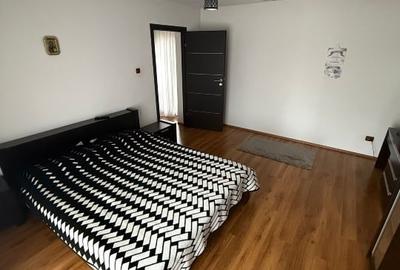 Casă individuală cu 4 camere cu Canalizare în Central - 5