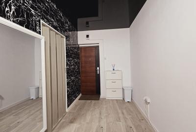 Garsonieră decomandată în Port - 7