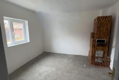 Casă cu 4 camere în Central - 6