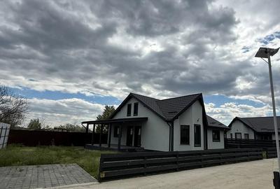 Casă cu 3 camere cu Teren 500 Mp în Mioriței - 4