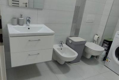 Apartament cu 2 camere semidecomandat în Micro 17 - 1