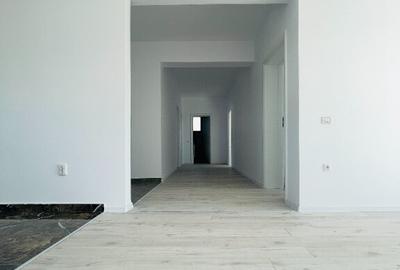 Casă cu 4 camere cu Teren 510 Mp în Balotești - 13