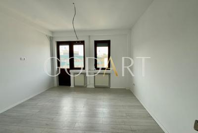 Apartament cu 5 camere decomandat în Universitate - 9