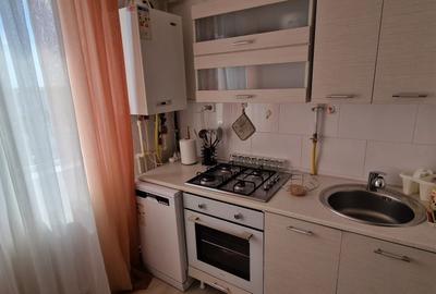 Apartament cu 2 camere decomandat, mobilat în Tomis III - 9