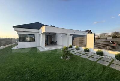 Casă cu 4 camere cu Teren 1000 Mp în Central