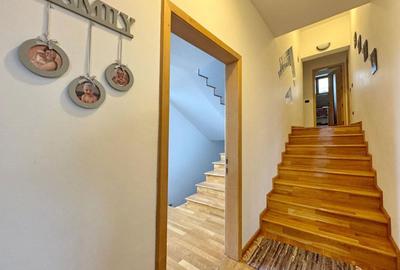 Casă individuală cu 7 camere cu Canalizare în Craiter - 26