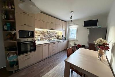 Apartament cu 2 camere decomandat în Gemenii