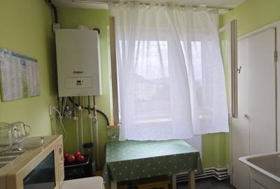 Apartament 4 camere, 2 bai, 70 mp - zona verde si linistita - 6