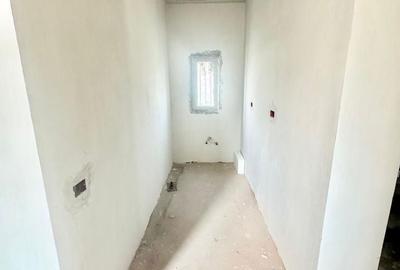 Casă cu 4 camere în Uiești - 2