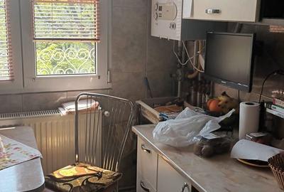 Apartament cu 3 camere decomandat în Drumul Taberei - 2