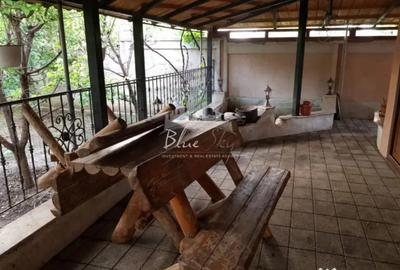 Casă cu 7 camere cu Canalizare în Km 5 - 3