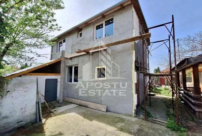 Casa la gri cu gradina, zona Calea Aurel Vlaicu - Bujac - 1