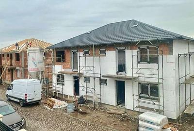 Casă cu 4 camere în Noua - 4