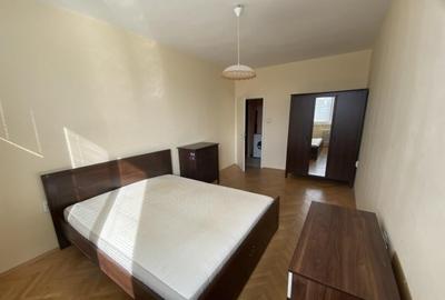 2 camere de vanzare Dacia - 2