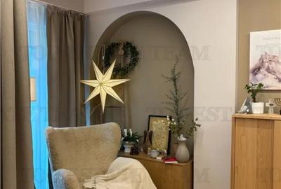 Apartament cu 3 camere decomandat în Central - 2