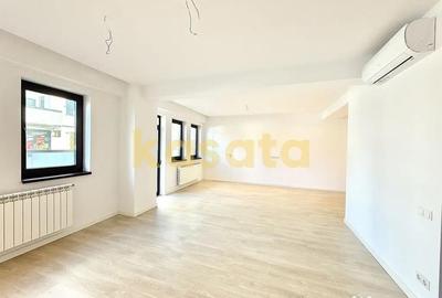Apartament cu 3 camere semidecomandat, mobilat în Străulești