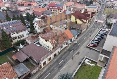 Casă cu 6 camere cu Garaj în Ultracentral - 3