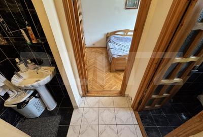 Apartament cu 3 camere semidecomandat, mobilat în Podu Roș - 12