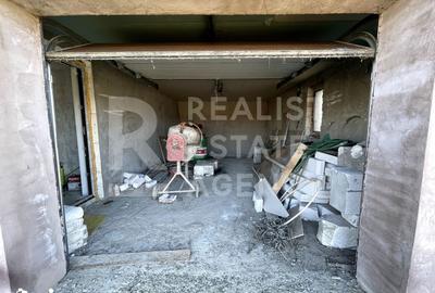 Casă cu 5 camere cu Teren 1000 Mp în Rediu - 12
