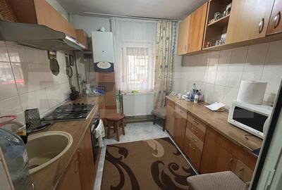 Apartament 3 camere decomandat, zona Padurii - 3