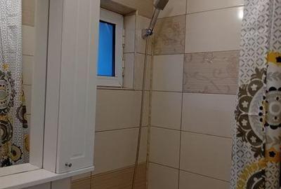 Apartament cu 3 camere în Central - 3
