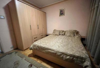 Apartament cu 3 camere decomandat, mobilat în Cug