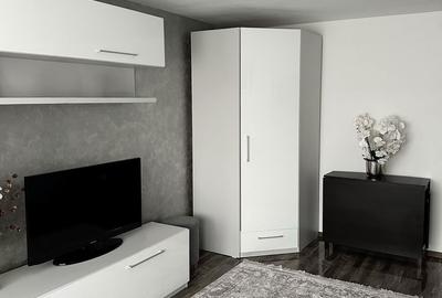 Apartament cu 2 camere decomandat în Central - 4