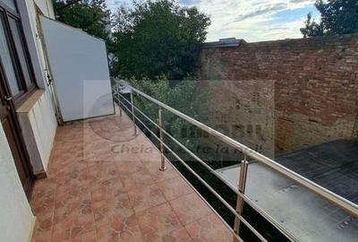 Casa/Vila de Inchiriat COPOU - 3000 euro - 22