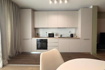 Apartament cu 2 camere decomandat în Circumvalațiunii - 4