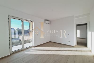 Aproape de Profi si ESO. Etajul 2. Bucatarie inchisa. Decomandat. - 3