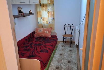 Garsonieră în Micro 17 - 2
