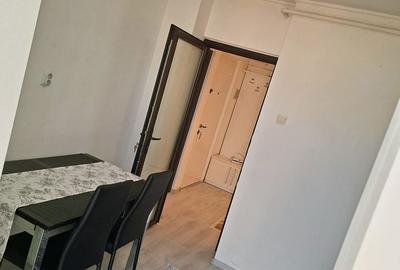 Apartament cu 2 camere decomandat în Popa Șapcă - 10