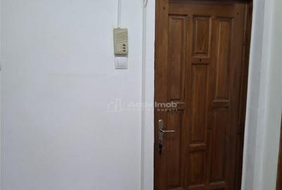 Resita, chirie, 3 cam. - CENTRAL - 9