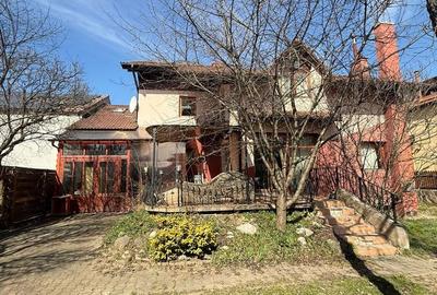 Casă cu 3 camere cu Teren 500 Mp în Florilor - 1