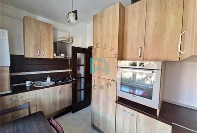 Apartament cu 2 camere decomandat, mobilat în Tractorul - 6