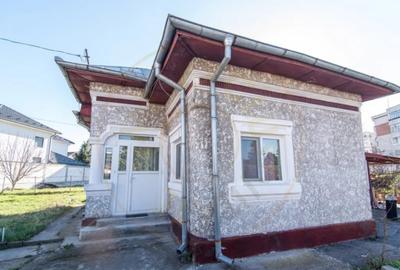 Casă cu 2 camere cu Canalizare în Central - 5