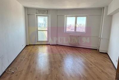 Apartament cu 4 camere decomandat în 13 Septembrie - 2