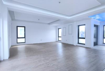 Vila individuală cu  4 camere Tunari - 2