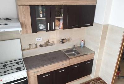 Apartament cu 2 camere decomandat în Nicolina - 7