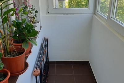 Garsonieră decomandată, mobilată în Titan - 13