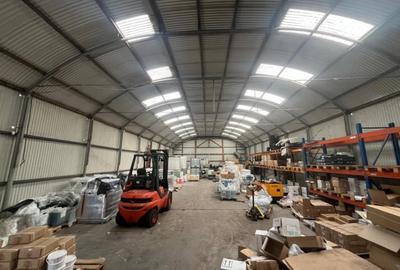 Spațiu comercial, de 564 mp, în Central - 8