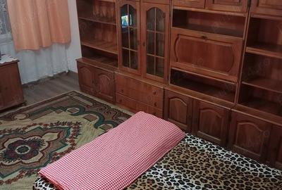 Vand apartament 3 camere et 4 - 5