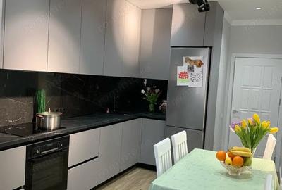 Apartament cu 3 camere decomandat în Titan - 3