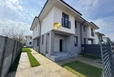 Casă cu 4 camere cu Canalizare în Otopeni - 2