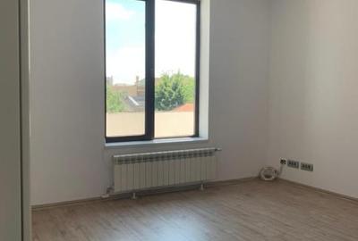 Casă cu 1 camere cu Teren 10 Mp în Unirii - 1