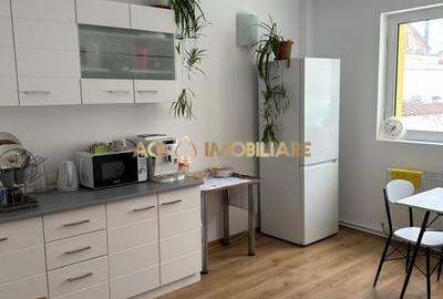 Casă individuală cu 6 camere cu Teren 365 Mp în Tineretului - 8