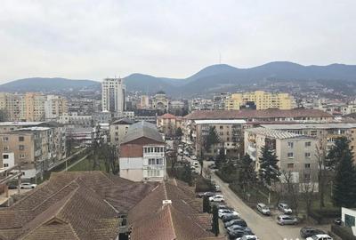 Apartament cu 2 camere decomandat în Piața Centrală - 6