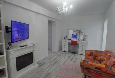 Apartament cu 2 camere semidecomandat, mobilat în Podul de Piatră - 2