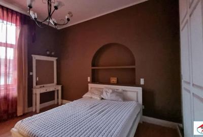 Apartament cu 3 camere în Central - 3