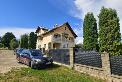 Casă individuală cu 6 camere cu Canalizare în Zvoriștea - 16